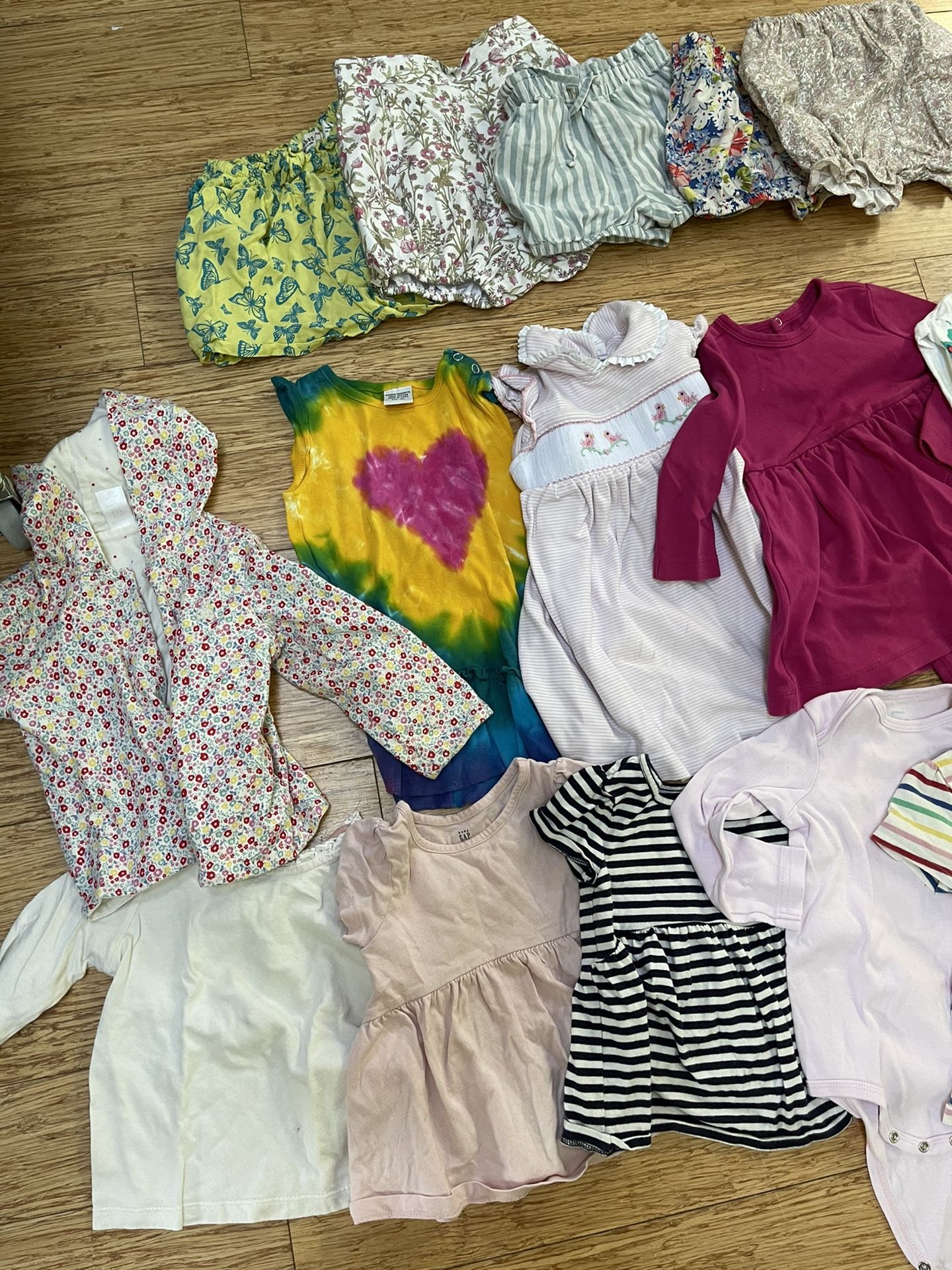 LOT Of Baby Girl Clothes Size 18mo-3t Over 30 Pieces Boutique Clothes