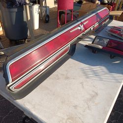 1972 Ford Thunderbird Tail Light Assembly