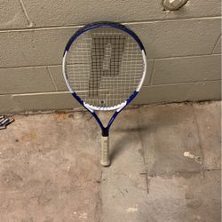 tennis racket