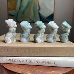 Small Moss Agate Lady Body Statues H3” ( firm on price )