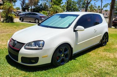 Volkswagen Covercraft Sunscreen for R32, GTI, & Golf MKV 2006 2007 2008 2009 VW MK5