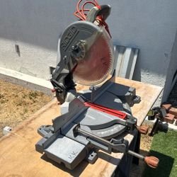 Rigid 12” Compound Mitre Saw With Stand And New Blade