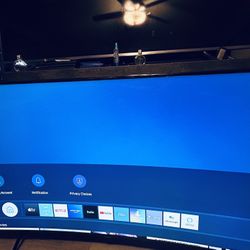 Samsung Curved 65”