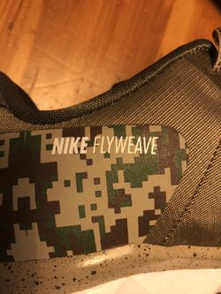 Nike Flyweave Size 10.5 Army Edition 