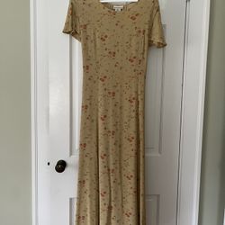 Vintage Gold Long Dress With Rose & Gray Floral Design 