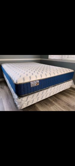 Full Size Supreme Orthopedic Mattress And Boxspring