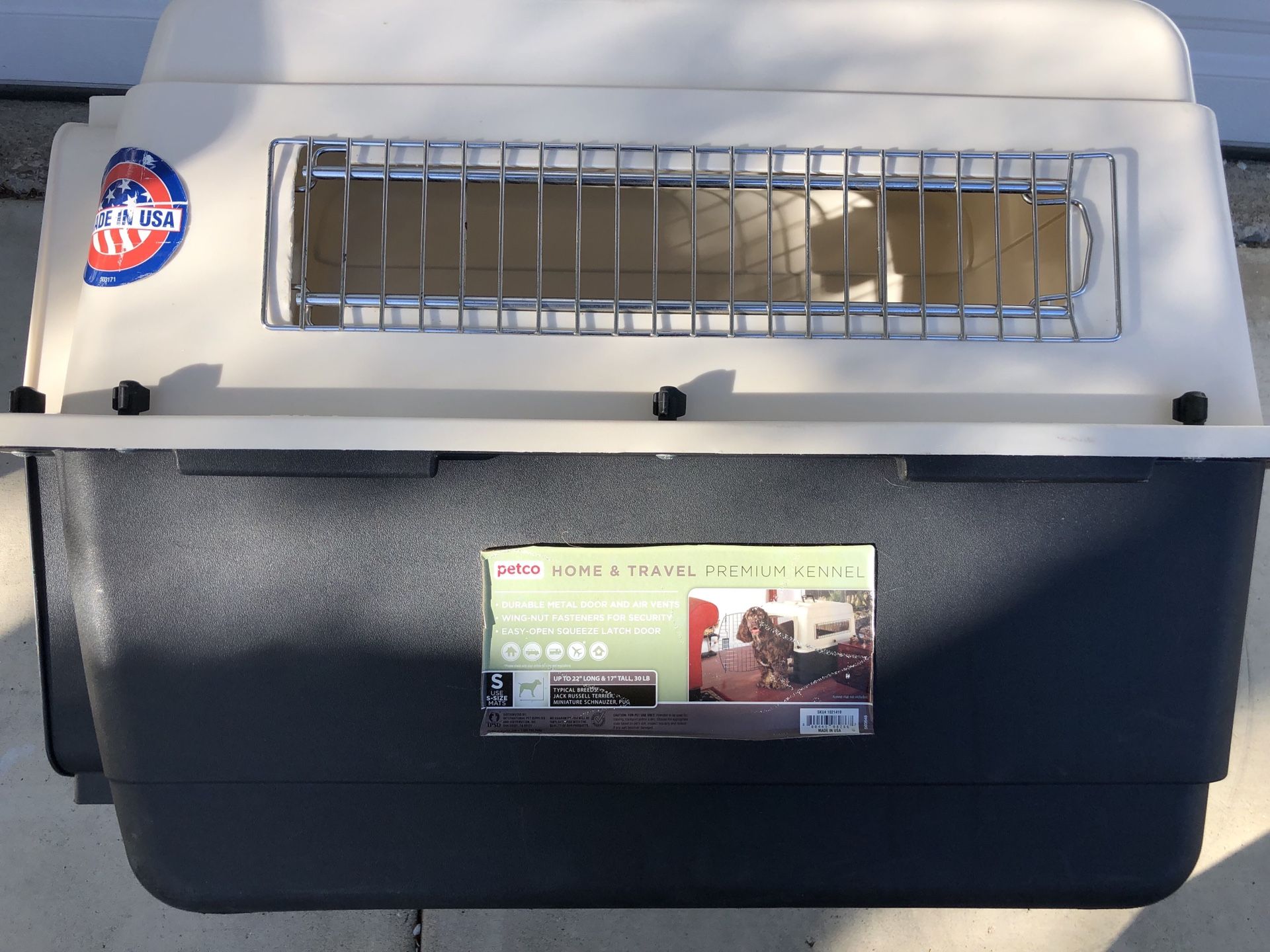 Petco home and hotsell travel premium kennel