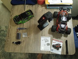RC REMOTE CONTROLED TRUCK