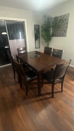 Wood Dining Table with 6 Chairs
