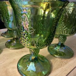 Incredible Vintage Set Of 12 Emerald Iridescent Indiana Harvest Carnival Glass Goblets!!