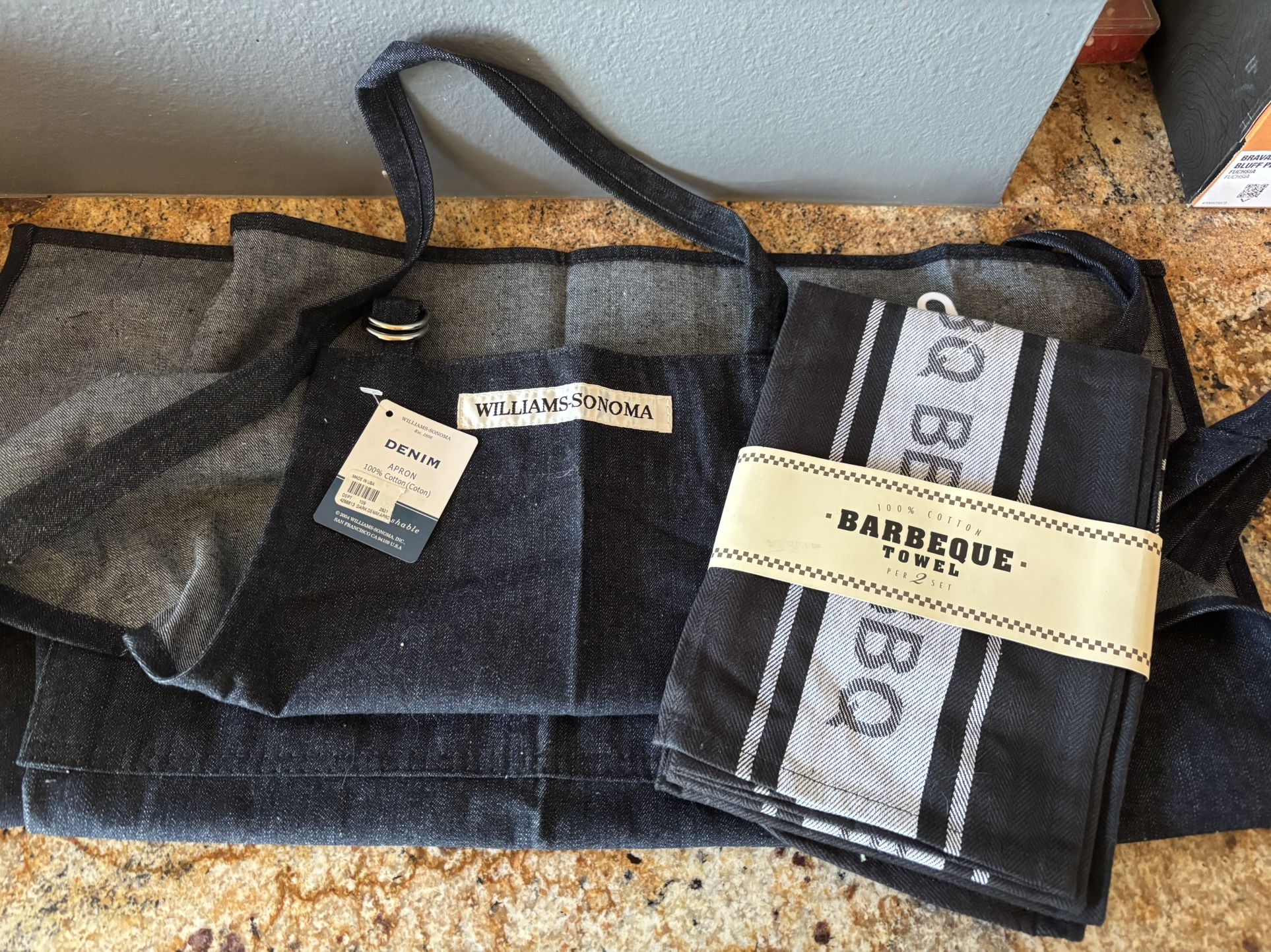 Williams Sonoma NWT Black Denim Apron And Dish Towels
