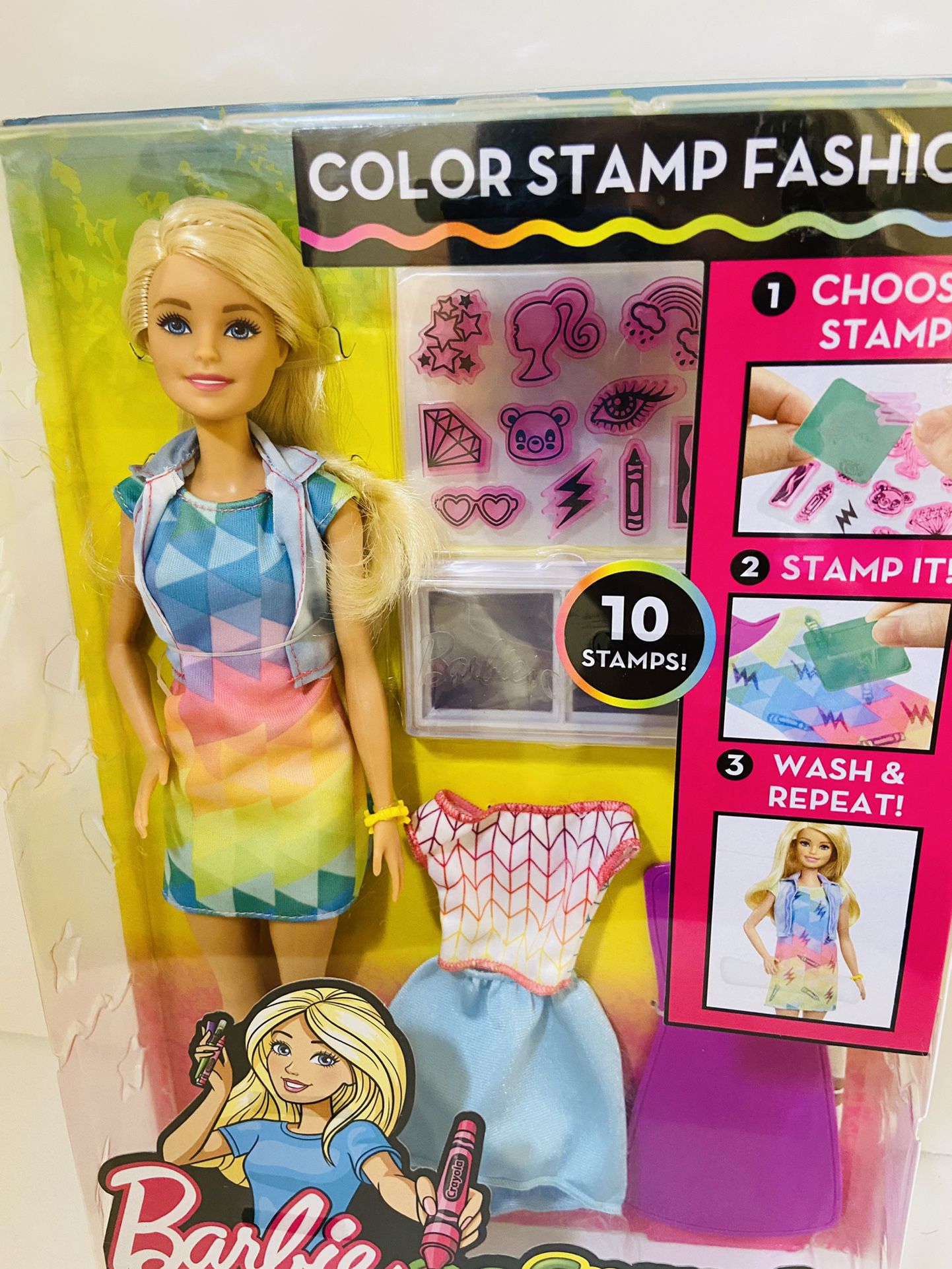 Barbie Crayola Color Stamp Fashions Set. Blonde