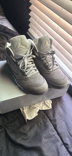 Wolf Grey 5s
