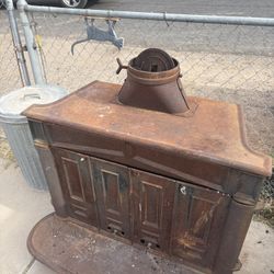 Antiques Cast Iron Water Pump And Wood Burning Stove 