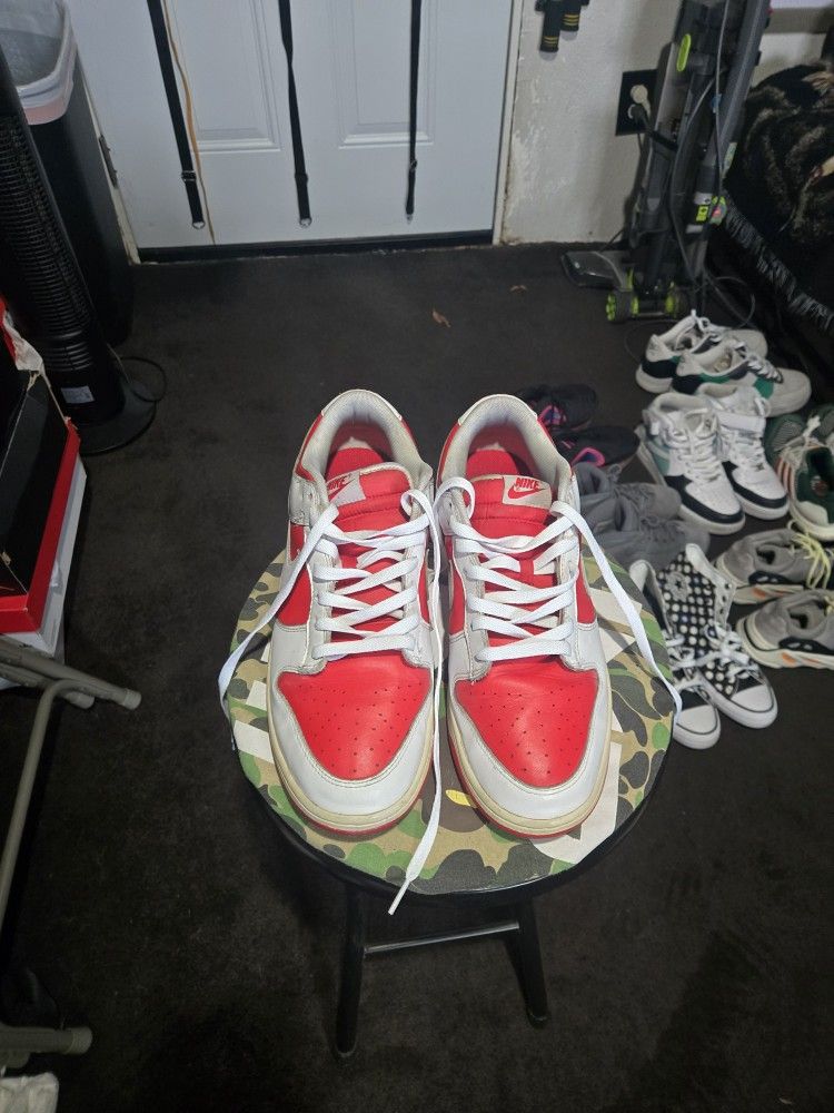 Nike Dunk Low Championship Red Men's Size 12 Great Condition