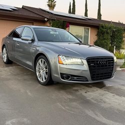 2013 Audi A8
