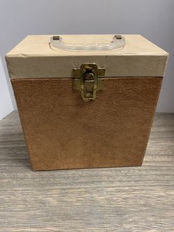 Vintage 45 record case with 25 records