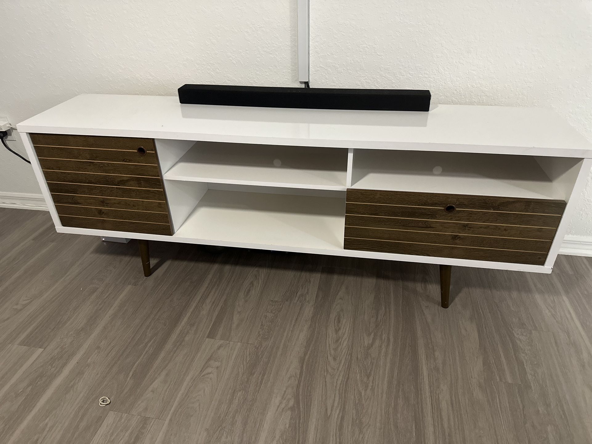 console table under tv 71x15 L 26 1/3 H