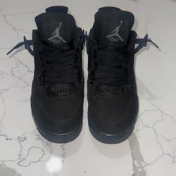 Jordan 4 (Black Cat)