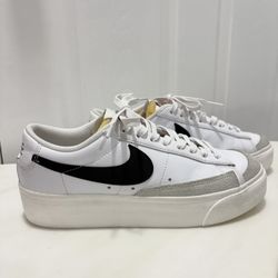 Women Nike Blazer Platform