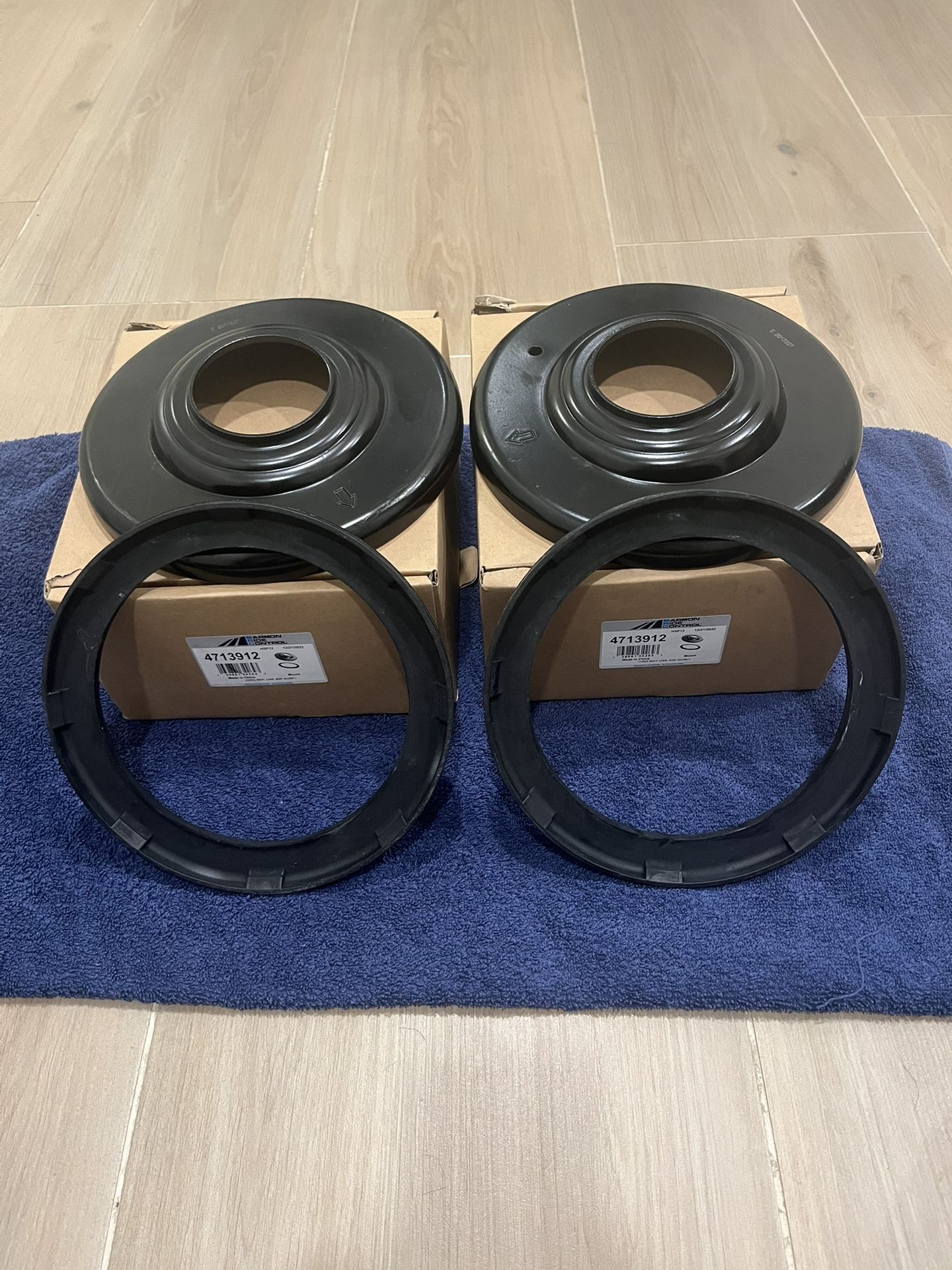 Marmon Upper Spring Seats