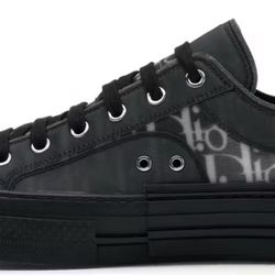 B23 League Low-Top Sneaker