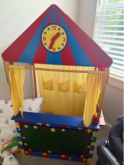 Puppet stage free