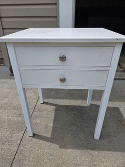 End table.