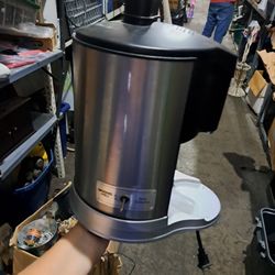 Waring Pro Juice Extractor Powerful Professional Juicer 