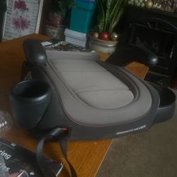 Toddler Booster Seat Price 15$. Pick Up. E. Side. Tacoma 