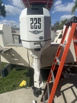 225hp Johnson