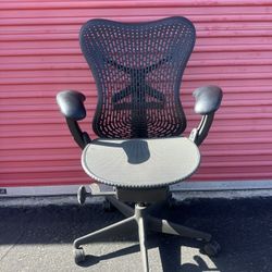 Herman Miller Mirra Office Chair 