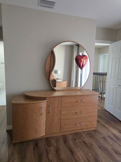 5 peaces bedroom set