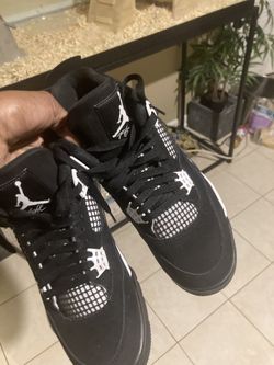 Jordan 4 White Thunder Size 10