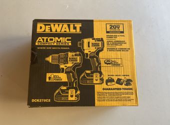  Dewalt Impact And Drill Driver  Combo Kit New