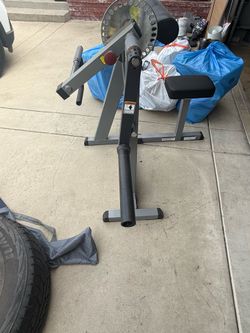 Body Solid Bicep/Tricep Machine