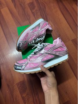 Pink Bottegas Size 9/42