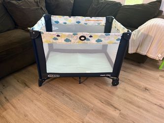 Graco pack n play