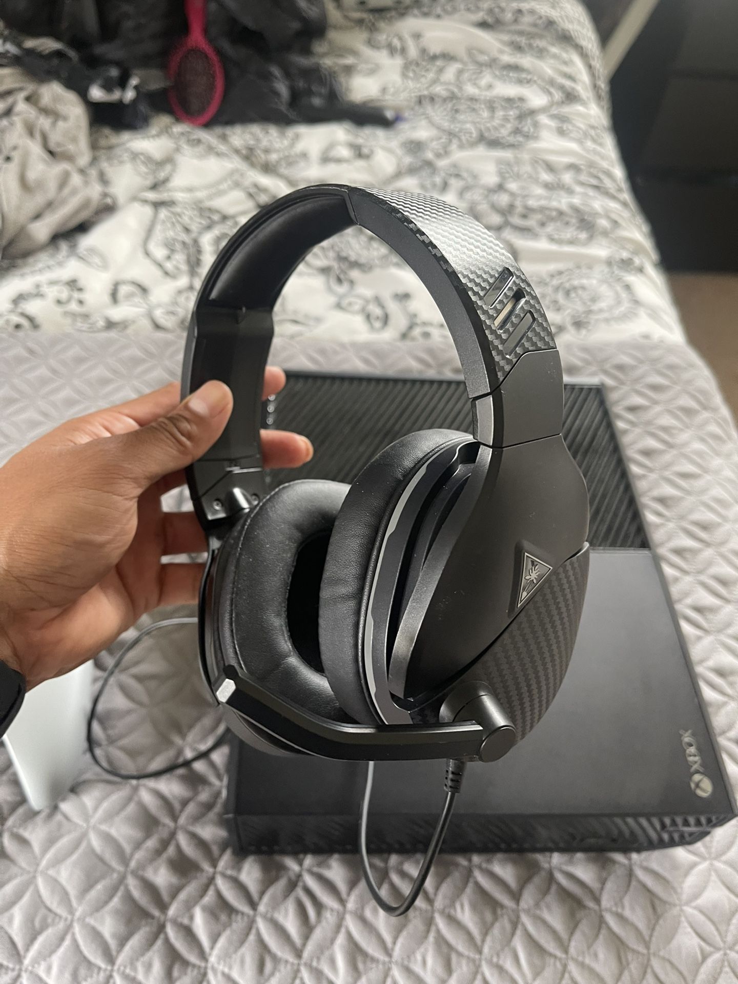 Xbox One Console And Turtle Beach Headphones