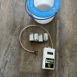 Live Bait Bubble Box