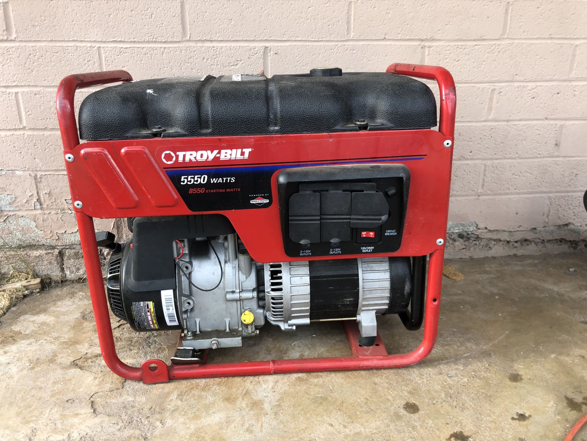 Troy Bolt 5550 Watts Generator New!!$400