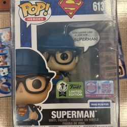 Funko Pop! Superman (w/ Speech Bubble) #613 w/ Protector LE 5000 ECCC DC