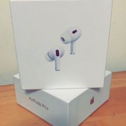 NEW AirPods Pro (Gen 2) MagSafe Charging - White 