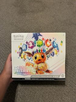 Pokemon Prismatic Evolution ETB