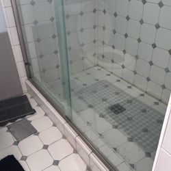 Bathroom Shower Doors 