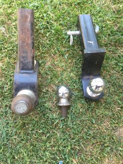 Tow hitch with tow hitch ball