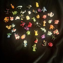 Mini Pokemon Figurines 