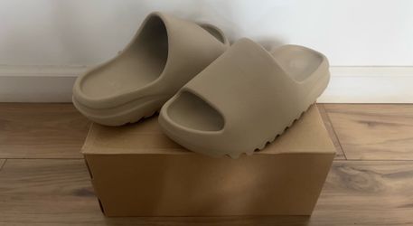 2021 adidas Yeezy Slides 'Pure' 2021 Re- Release Size 7