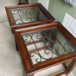 2 End Tables 