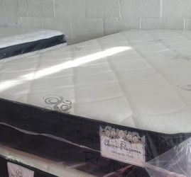QUEEN PLUSH MATTRESS WITH FREE BOX SPRING